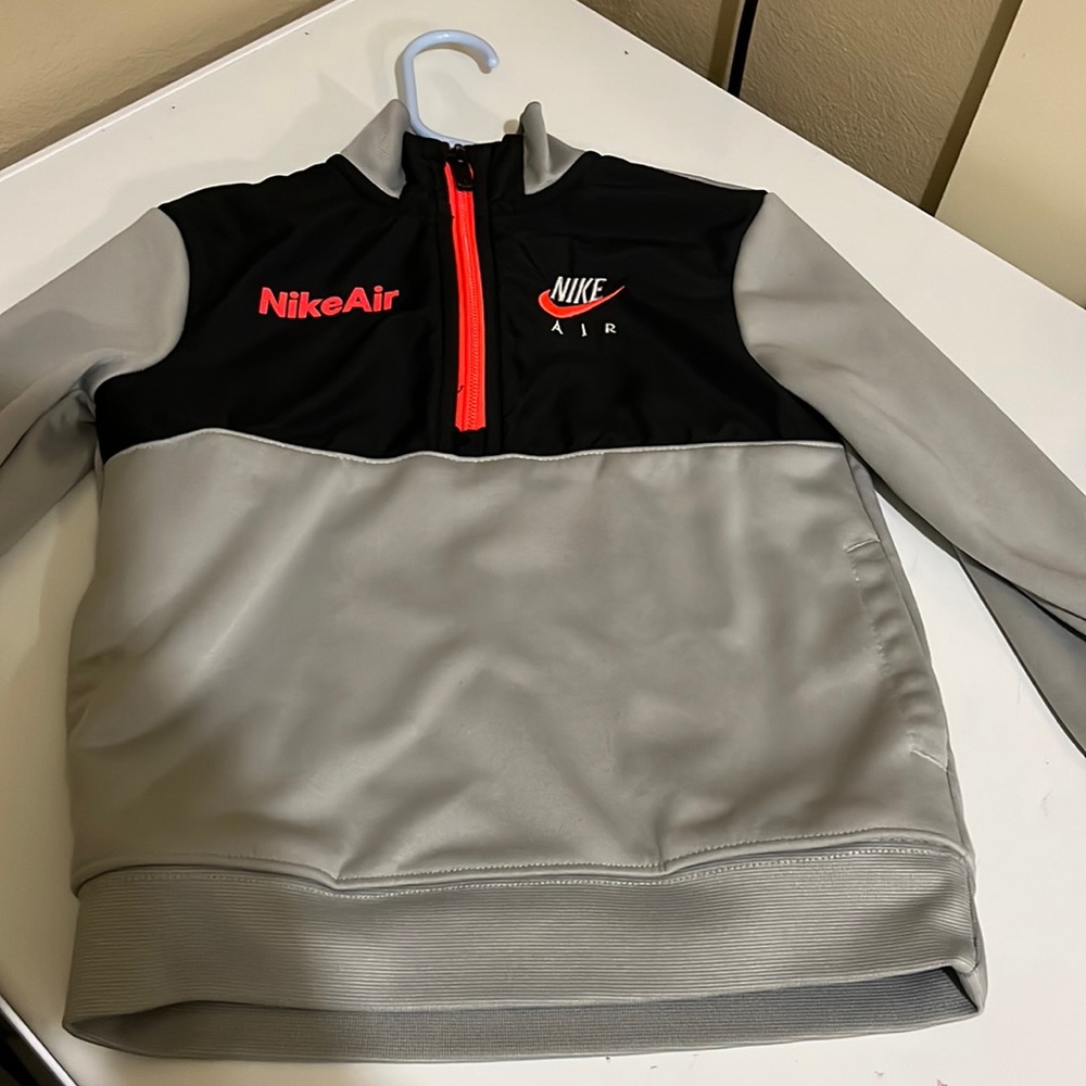 Toddler boys NikeAir pullover